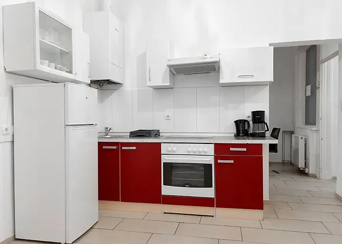 Apartment At Westbahnhof I Close To Shopping Street & Metro Vienna