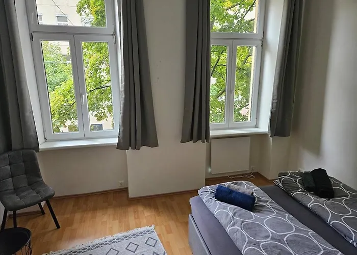 Apartment At Westbahnhof I Close To Shopping Street & Metro Vienna