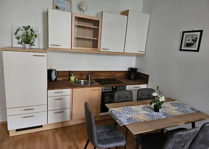 Apartment At Westbahnhof I Close To Shopping Street & Metro *