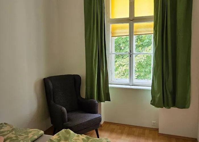 Apartment At Westbahnhof I Close To Shopping Street & Metro