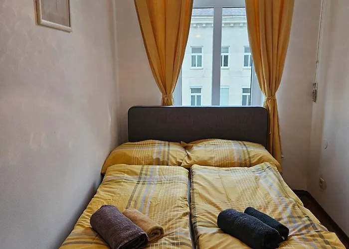 Apartment At Westbahnhof I Close To Shopping Street & Metro